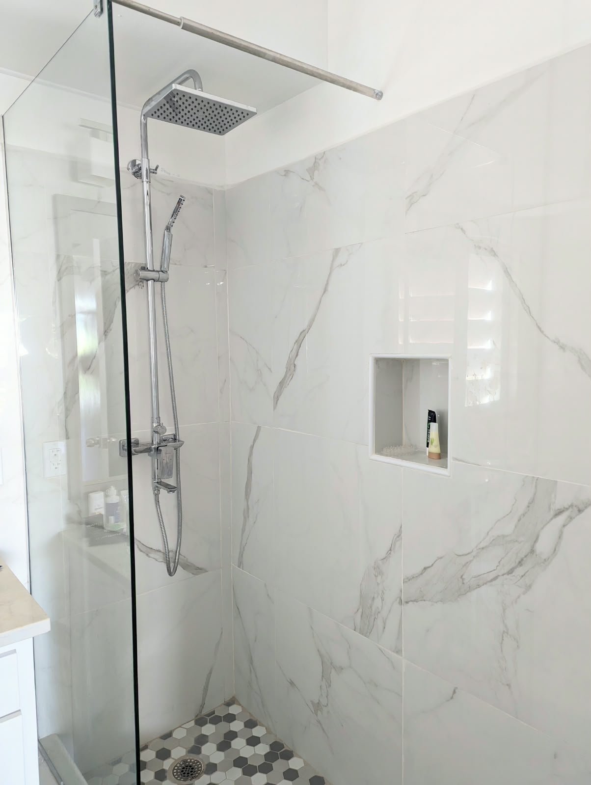 Marble rain shower